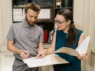 settlement offer review with lawyer - What are the signs of a good settlement offer?